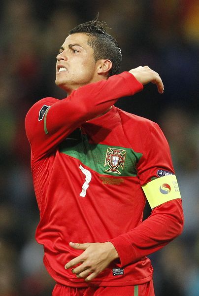 门将关键扑救锁定胜局