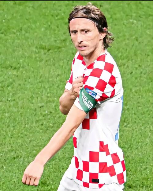 佩蒂特：虽然我之前批评大马丁的一些行为，但切尔西应该买他