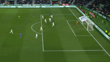 官方：阿根廷国家队征召圣吉罗斯后卫凯文-麦卡利斯特